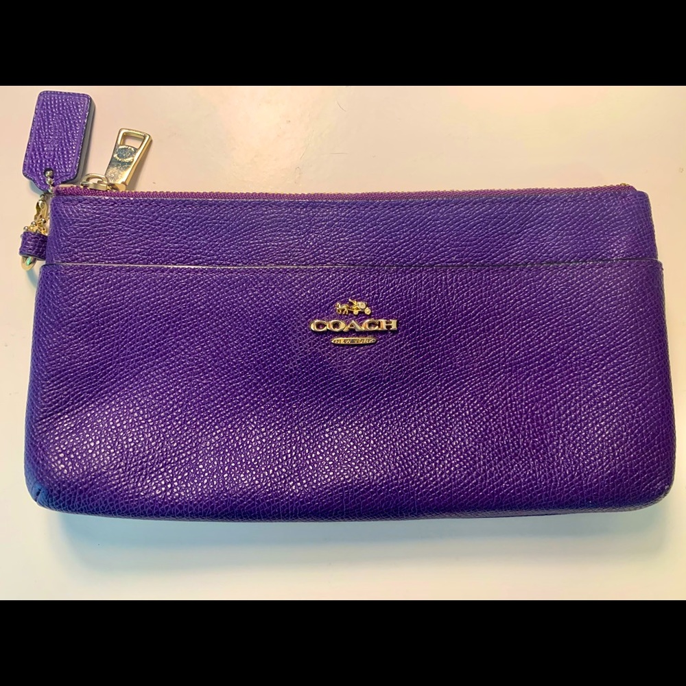 Coach Pebble Leather Wallet